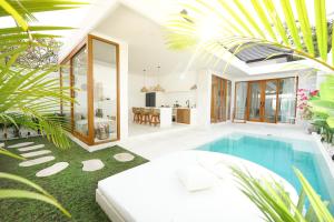 Bazén v ubytování Adara Villas Uluwatu nebo v jeho okolí