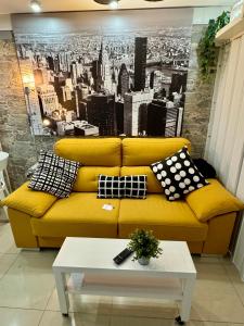 Posedenie v ubytovaní BADAROSA House10min to BARCELONA City&NearTo BEACH