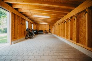 Jízda na kole v ubytování Hirschenwirt nebo okolí
