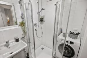 Ένα μπάνιο στο ma suite - cozy apartment 2P - best location - private Parking +7 φωτογραφίες
