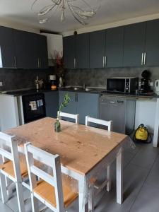 A cozinha ou cozinha compacta de Le 7