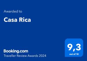 Casa Rica tesisinde sergilenen bir sertifika, ödül, işaret veya başka bir belge