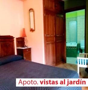 Łóżko lub łóżka w pokoju w obiekcie CASA GIBRANZOS