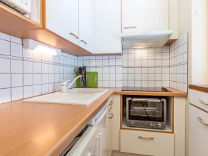 Kuhinja oz. manjša kuhinja v nastanitvi Appartement La Clusaz, 4 pièces, 7 personnes - FR-1-304-103