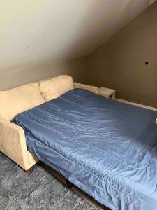 Cama o camas de una habitación en 1 Bed Room Apartment near Airport