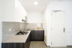 Kuchyň nebo kuchyňský kout v ubytování Ona Living Barcelona + 18 fotografií