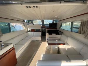 Un lugar para sentarse en Luxury Living on a Yacht