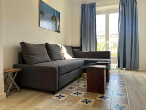 Część wypoczynkowa w obiekcie Penthouse La plaza en Cádiz Centro Grupo AC Gestion
