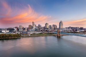 a city skyline with a bridge over a river at Cincinnati Marriott at RiverCenter in Covington