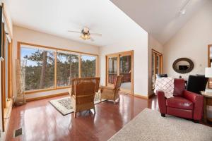 Gallery image of White Oak near Spearfish SD in Whitewood
