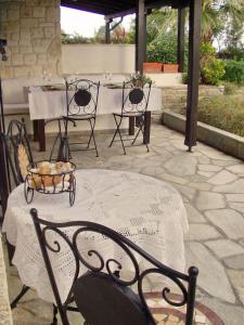 Balkón nebo terasa v ubytování Cozy and Stylish Pool House