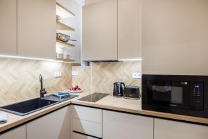 Sleek Downtown Living 1072 Budapest, 41 Akácfa utca kép - 2
