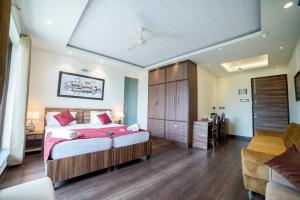 Postel nebo postele na pokoji v ubytování Hotel Gracia golf + 28 fotografií