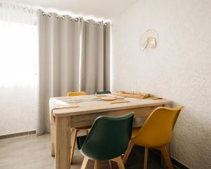 Fotografie z fotogalerie ubytování Cosy T1, à 10 minutes à pieds des plages v destinaci Fréjus + 7 fotografií