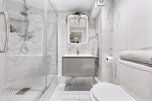 Koupelna v ubytování Central London Luxury, Relaxing Apartment! 2 Mins from Paddington Station!