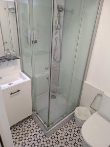 Łazienka w obiekcie Rin Rooms