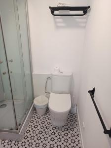 Łazienka w obiekcie Rin Rooms
