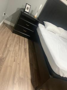 Gallery image of 2 bedroom basement with private side entrance in Guelph