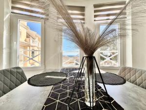 Posezení v ubytování Apartamento de lujo con piscina y vistas al mar en Torrevieja