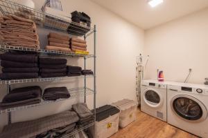 Fotografie z fotogalerie ubytování NEW - De sheeper - 10Personen - 5slaapkamers - Sauna - Jacuzzi v destinaci Riemst
