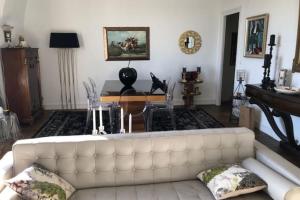 Fotografie z fotogalerie ubytování Charming apartment with Eiffel Tower view v Paříži
