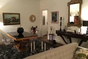 Fotografie z fotogalerie ubytování Charming apartment with Eiffel Tower view v Paříži