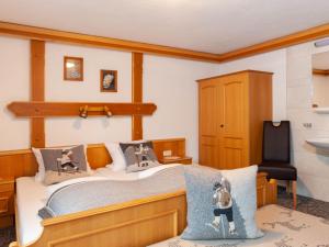 Ένα ή περισσότερα κρεβάτια σε δωμάτιο στο Apartment Aurora Apartment Top I by Interhome