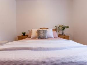 Ένα ή περισσότερα κρεβάτια σε δωμάτιο στο Holiday Home Tu y Yo by Interhome