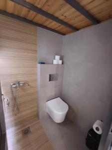 Baðherbergi á Ktimaoliva2
