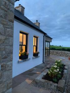 Billede fra billedgalleriet på Maggie's Cottage i Moyad + 22 billeder