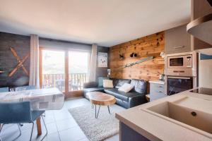 Eldhús eða eldhúskrókur á Résidence les Chalets D'aurouze - maeva Home - Appartement 2 pièces 6 pers 954