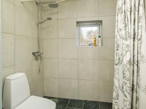 Koupelna v ubytování 4 person holiday home in Grevinge-By Traum