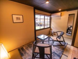 Ruang duduk di NIPPONIA HOTEL Ozu Castle Town