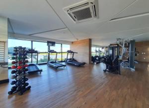 Het fitnesscentrum en/of fitnessfaciliteiten van BHF》3403 • Duplex super confortável!