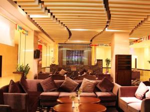 Χώρος καθιστικού στο Dongguan Royal Metropolitan Hotel