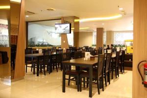 Restoran atau tempat makan lain di Hotel Astoria