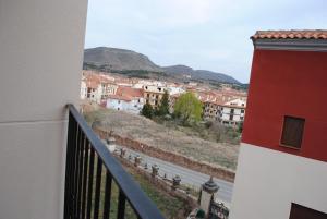 A general mountain view or a mountain view taken from Az apartmant