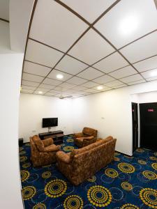 TV a/nebo společenská místnost v ubytování Nilo Lanka Hotel