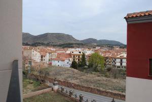 A general mountain view or a mountain view taken from Az apartmant