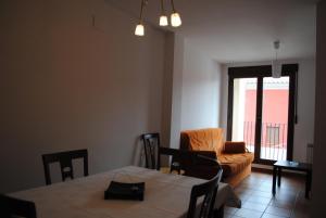 A seating area at Apartamentos Moravella