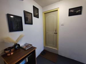 TV a/nebo společenská místnost v ubytování Haven Eleven Homestay