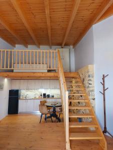 Fotografie z fotogalerie ubytování Roza Stone Studio & Suite v destinaci Goníai