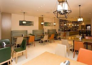 City Comfort Inn Xiangyang Hangkong Road 레스토랑 또는 맛집