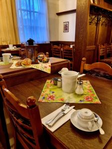 Restaurace v ubytování Hotel Gumberger GmbH Garni
