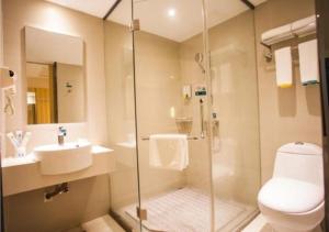 Ванна кімната в City Comfort Inn Zhanjiang Seaside Park Guanhai Corridor
