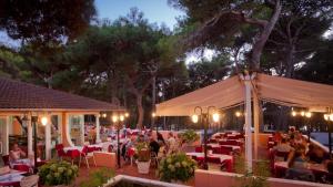 Restaurace v ubytování Easyatent Camping Cikat