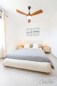 Postel nebo postele na pokoji v ubytování Estrella Dominicus deluxe Apartment