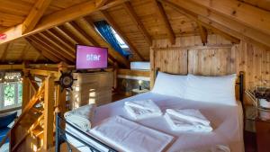 Fotografie z fotogalerie ubytování Villa Needa's - Home Love Retreat by the Pool v destinaci Kalamata + 15 fotografií