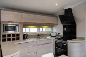 Fotografie z fotogalerie ubytování ELVIS, King Of The Caravans, 6 Berth v destinaci Port Seton