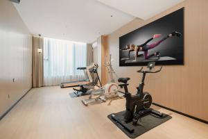 Fitness centrum a/nebo fitness zařízení v ubytování Relax Hotel - Shenzhen Bao'an International Airport